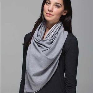 Lululemon vinyasa scarf